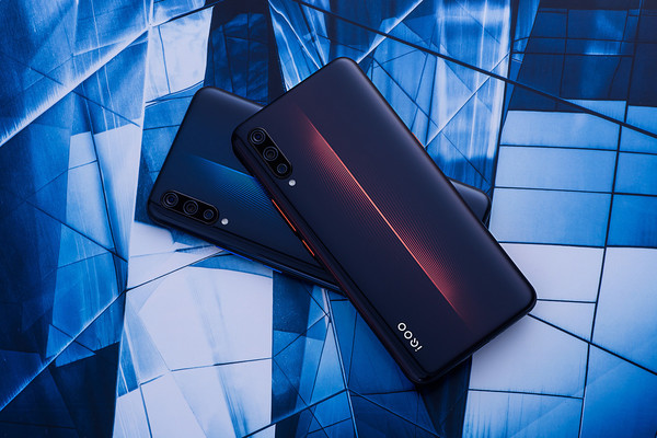 vivo iQOO手机