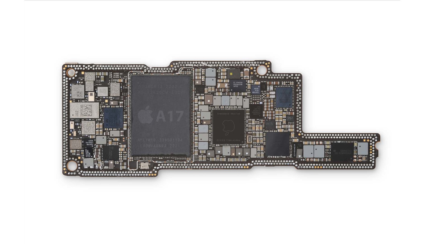 苹果iPhone15系列或将采用A17仿生芯片，一起看看性能数据
