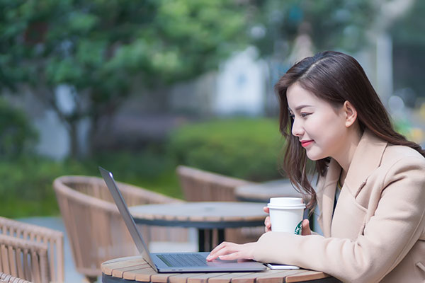 华为Mate30（8GB/128GB/全网通/5G版/玻璃版）手机开不了机怎么办？一键轻松刷机