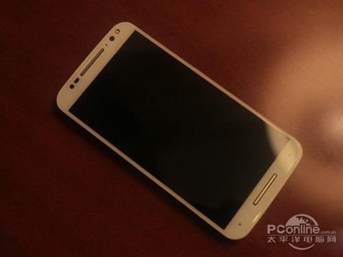 Moto X Style和努比亚 My 布拉格对比