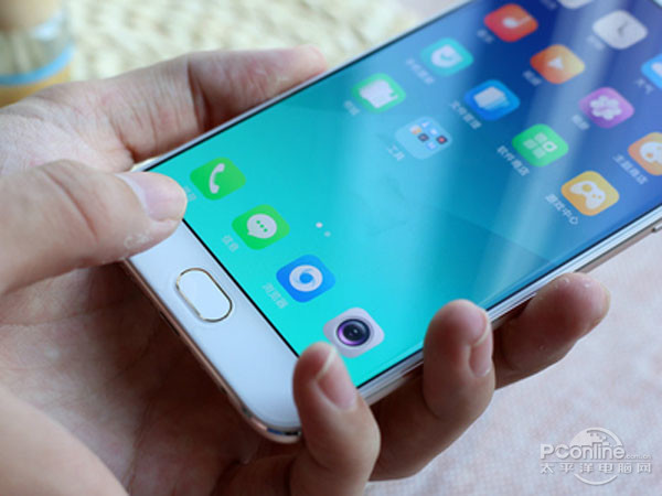 OPPO R9s和荣耀8对比