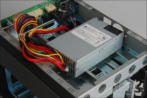 威联通TS-CN859 Pro 威联通TS-CN859 Pro