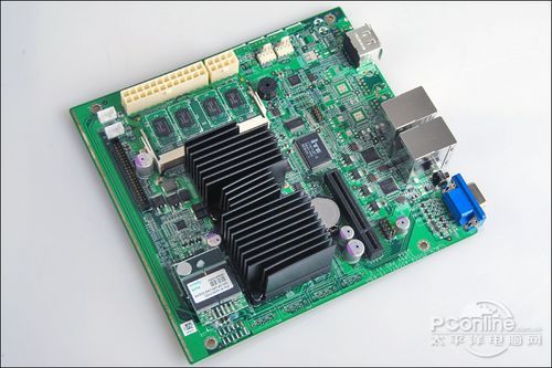 威联通TS-CN859 Pro 威联通TS-CN859 Pro