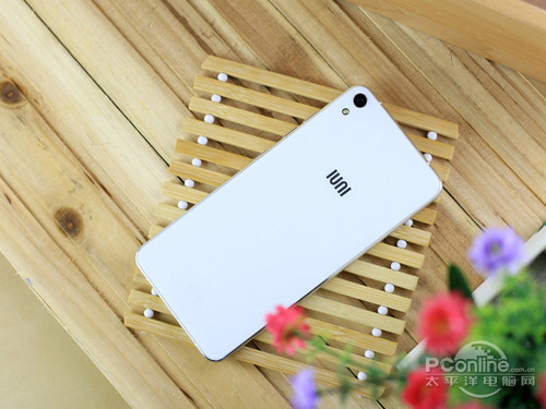 IUNI N1的内存容量是多少？IUNI N1的运存ram是多少？