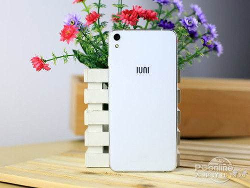 IUNI N1支持扩展储存卡吗？IUNI N1支持多大的储存卡？