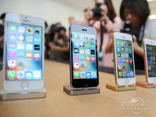 iPhone SE 有前置摄像头吗