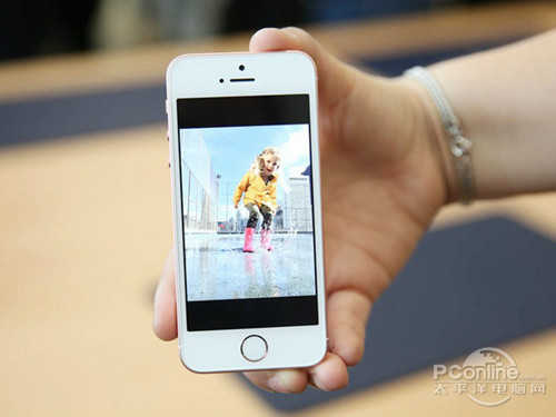 iPhone SE和华为Mate7对比