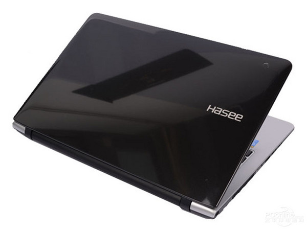 神舟K570C有读卡器吗？神舟K570C有什么配件？