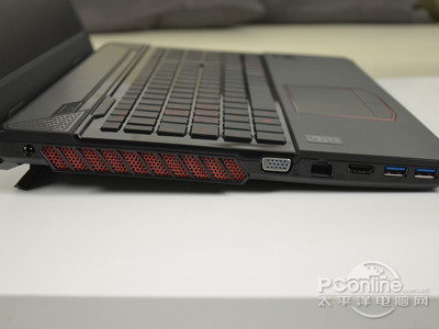 机械革命MR X6有读卡器吗？机械革命MR X6有什么配件？